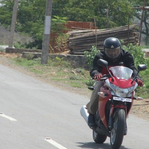 Hondamotorcycle Cbr250r 25