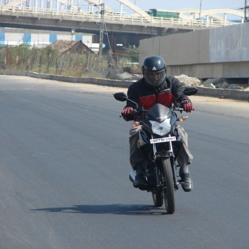 Hondamotorcycle Cbtwister 20