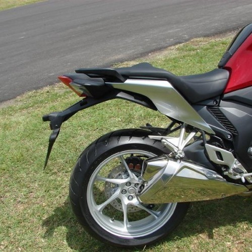 Honda Vfr1200f 30