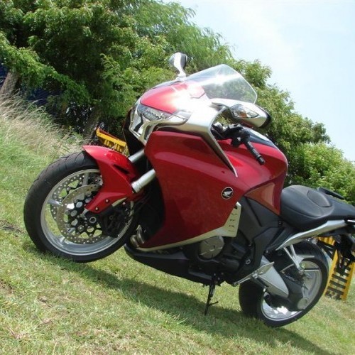 Honda Vfr1200f 36