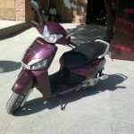 Mahindra Gusto Majenta Colour