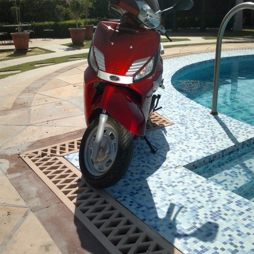 Mahindra Gusto Near Swimming Pool