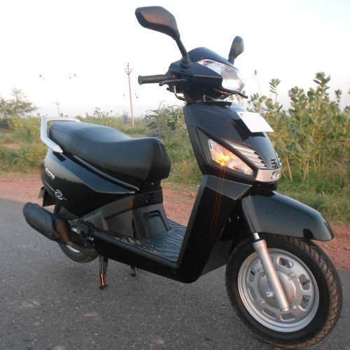 Mahindra Gusto Test Drive Picture 13