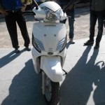 Mahindra Gusto White