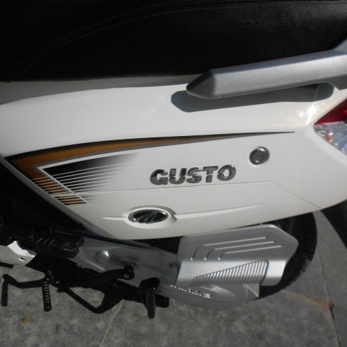 Mahindra Gusto White Colour Rear Cowl