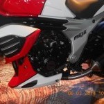 Mahindra Mojo 300cc 11