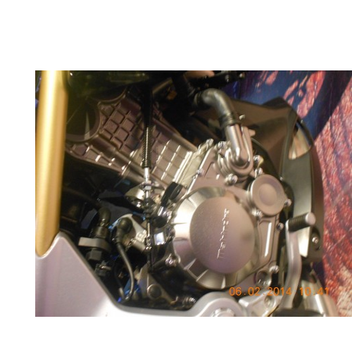 Mahindra Mojo 300cc 17