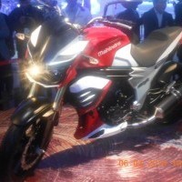 Mahindra Mojo 300cc 28