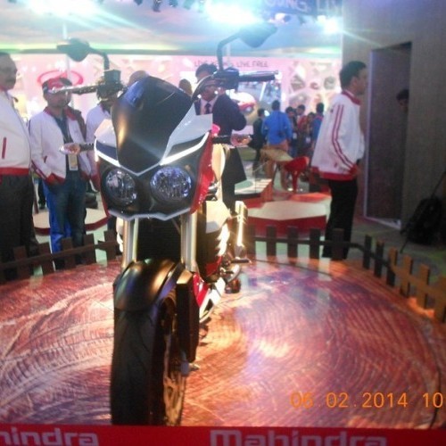 Mahindra Mojo 52