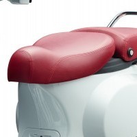 Vespa Elegante Seats