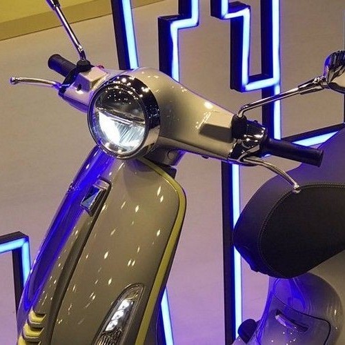 Vespa Elettrica Headlamp