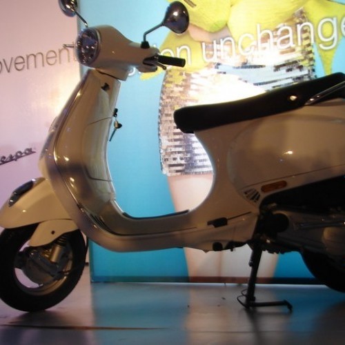Piaggio Scooters Vespa Lx125 30