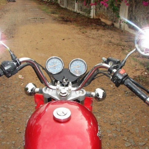 Royalenfield Thunderbirdtwinspark 20