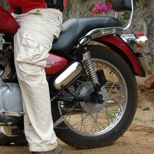 Royalenfield Thunderbirdtwinspark 29