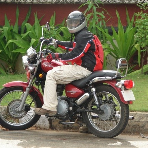 Royalenfield Thunderbirdtwinspark 31