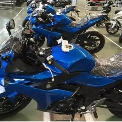 Suzuki Gixxer 250 Side View Spy Picture