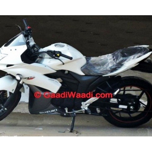 Suzuki Gixxer Sf White Colour Side View