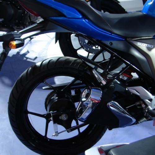 Suzuki Gixxer 11