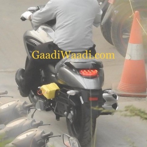 Suzuki Intruder 150cc Rear View