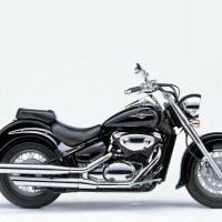 Suzuki Intruder 2