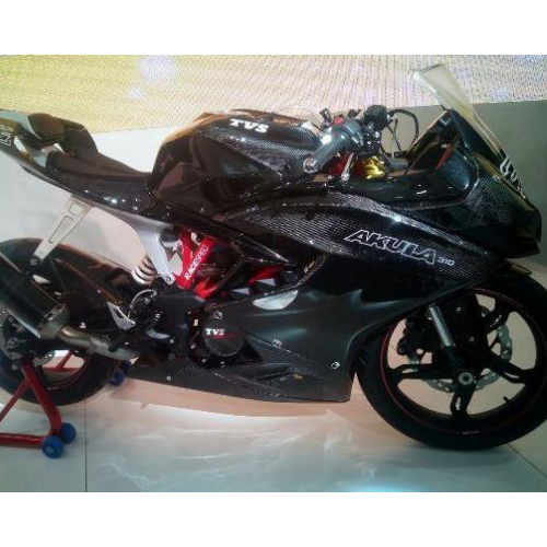 Tvs Akula Close Up Picture