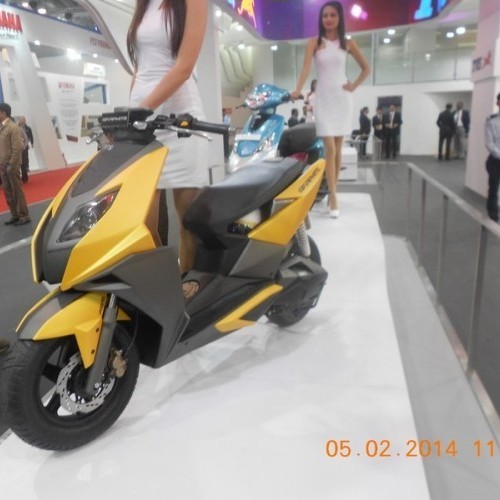 Tvs Graphite Scooter 04