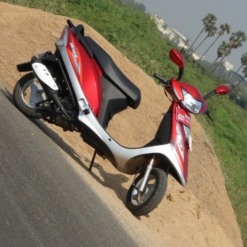 Tvs Scooty Streak 10