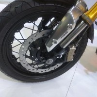Tvs Zeppelin Front Tyre Abs Usd Forks
