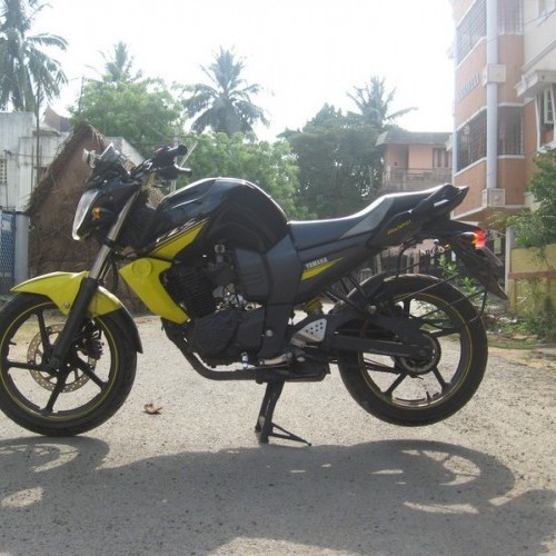 Yamaha Fzs 19