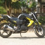 Yamaha Fzs 2