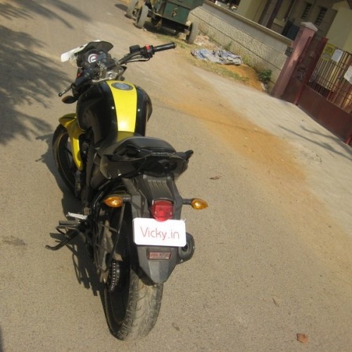 Yamaha Fzs 6