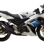 Yamaha R15s Side View