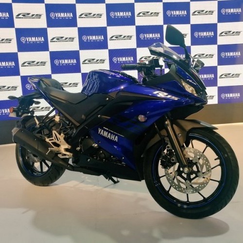 Yamaha 2018 Yzf R15 V3 0 Side View