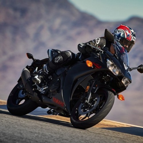 Yamaha R3 India 15