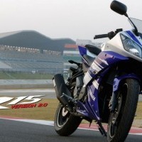 Yamaha R15 Version 2 18