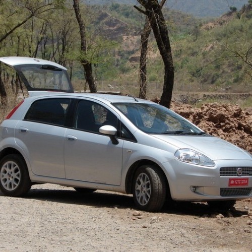 Fiat_Grande Punto_216