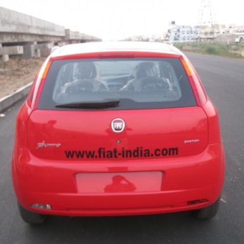 Fiat_Grande Punto_124