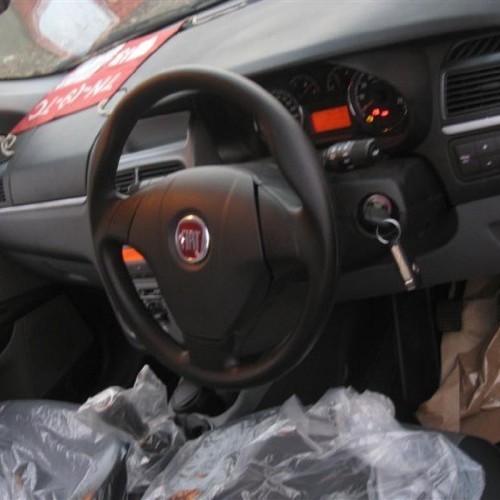 Fiat_Grande Punto_107