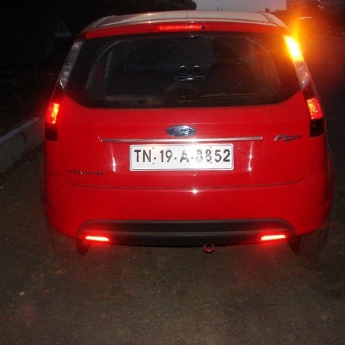 Ford_Figo 2012_8