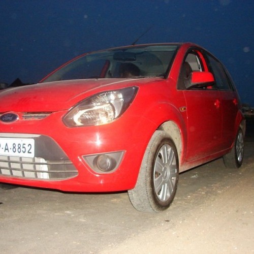 Ford_Figo 2012_3