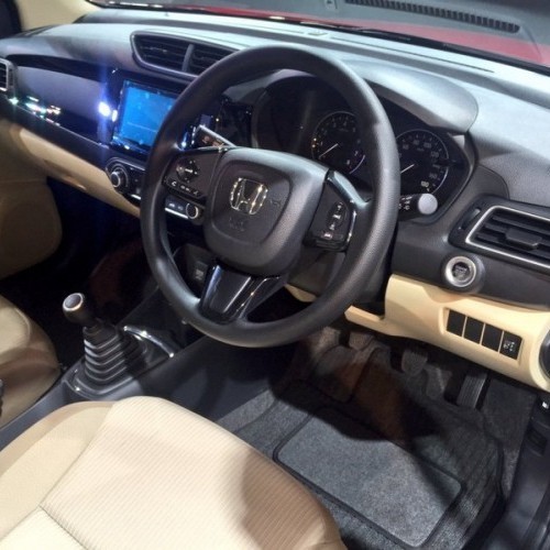 Honda_Amaze_7