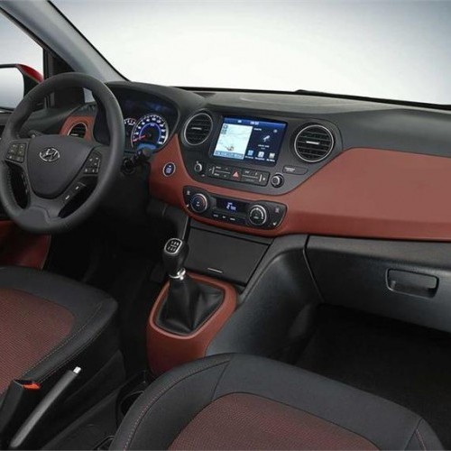 Hyundai_Grand i10_11