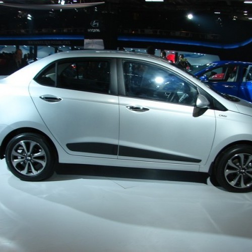Hyundai_Xcent_11