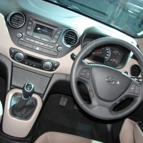 Hyundai_Xcent_8