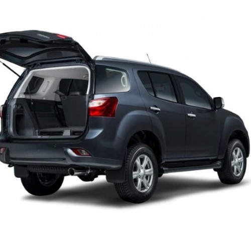 Isuzu_MU-X_9