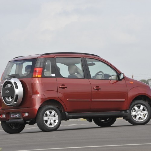 Mahindra_Quanto_9