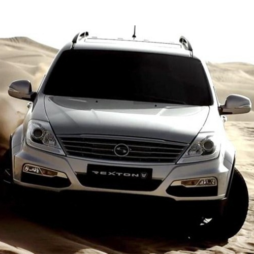 Mahindra_Rexton SUV_1