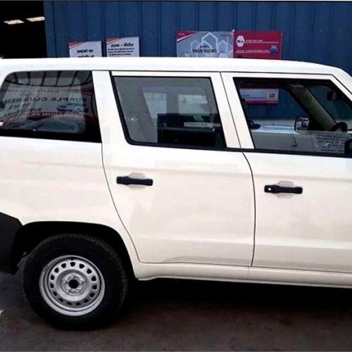 Mahindra_TUV300 Plus_2