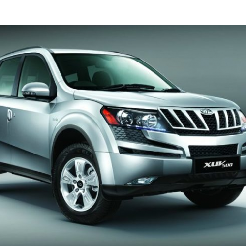 Mahindra_XUV500_13