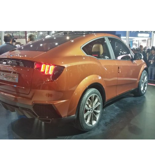 Mahindra_XUV Aero_7